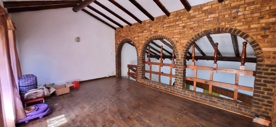 5 Bedroom Property for Sale in Elandsrand North West